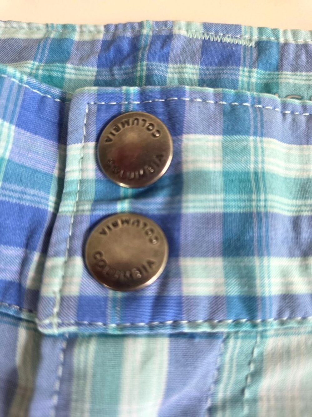 Columbia Women's Saturday Trail II Plaid Shorts Blue Size 12 Hiking Bermuda UPF - Picture 7 of 14